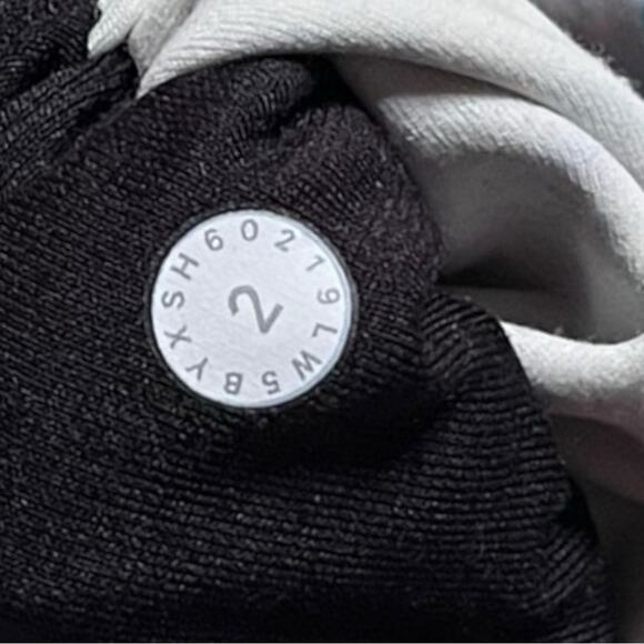 Lululemon Flow Y Bra and Align Pant II Utopia Multi Set Size 4 bra / Size 2 pant - Picture 3 of 6